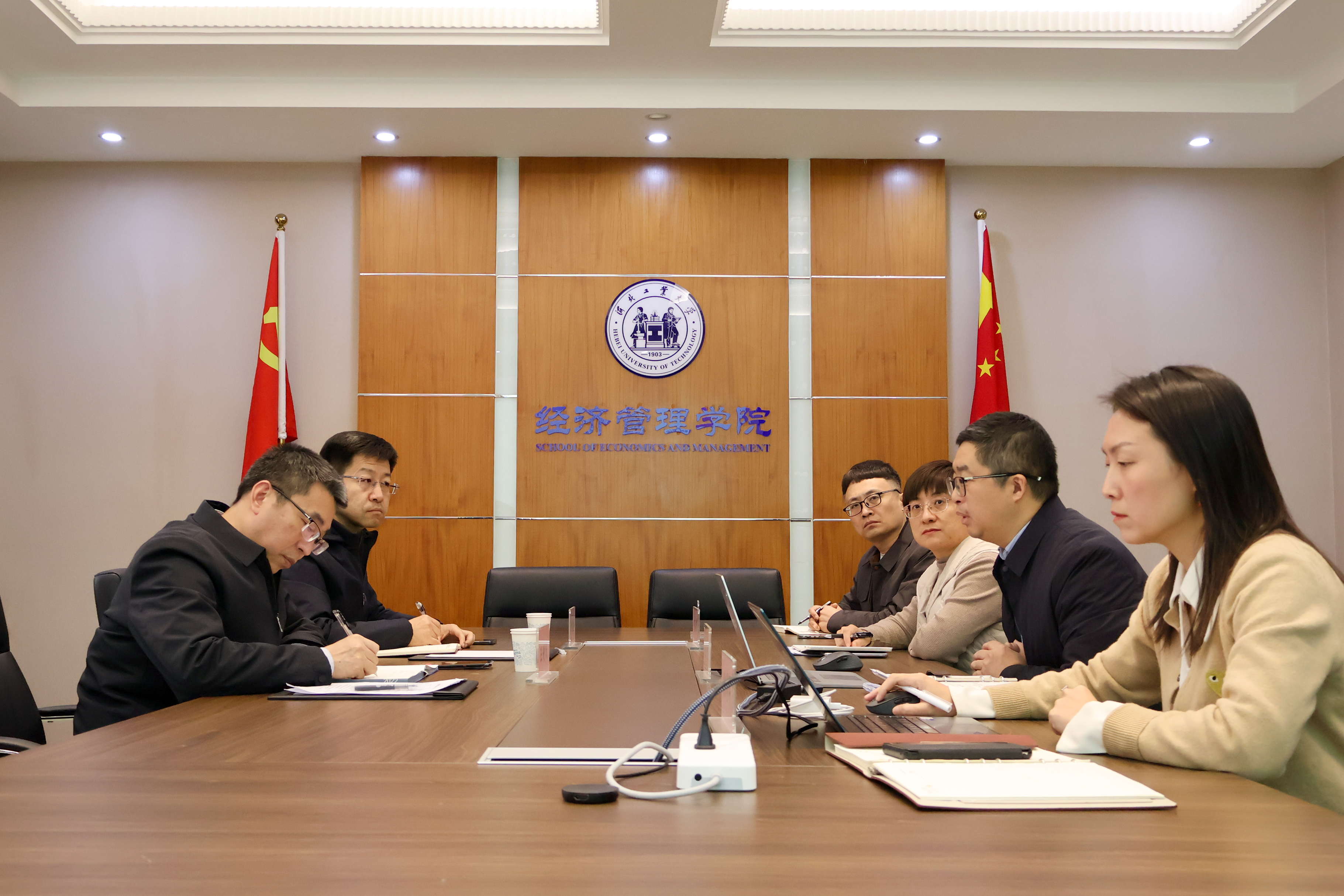 王利民莅临公司指导工作 (2).jpg